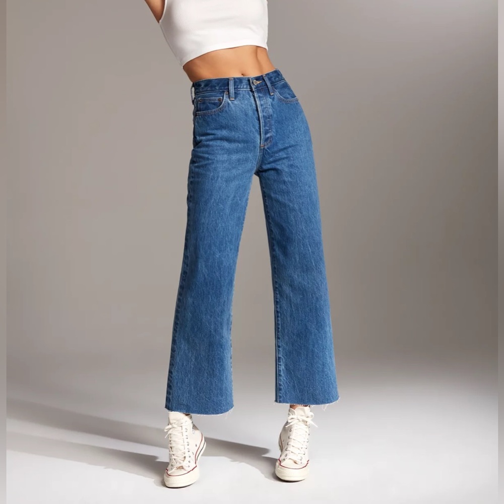 Denim Forum The Farrah Wide Leg Size 25